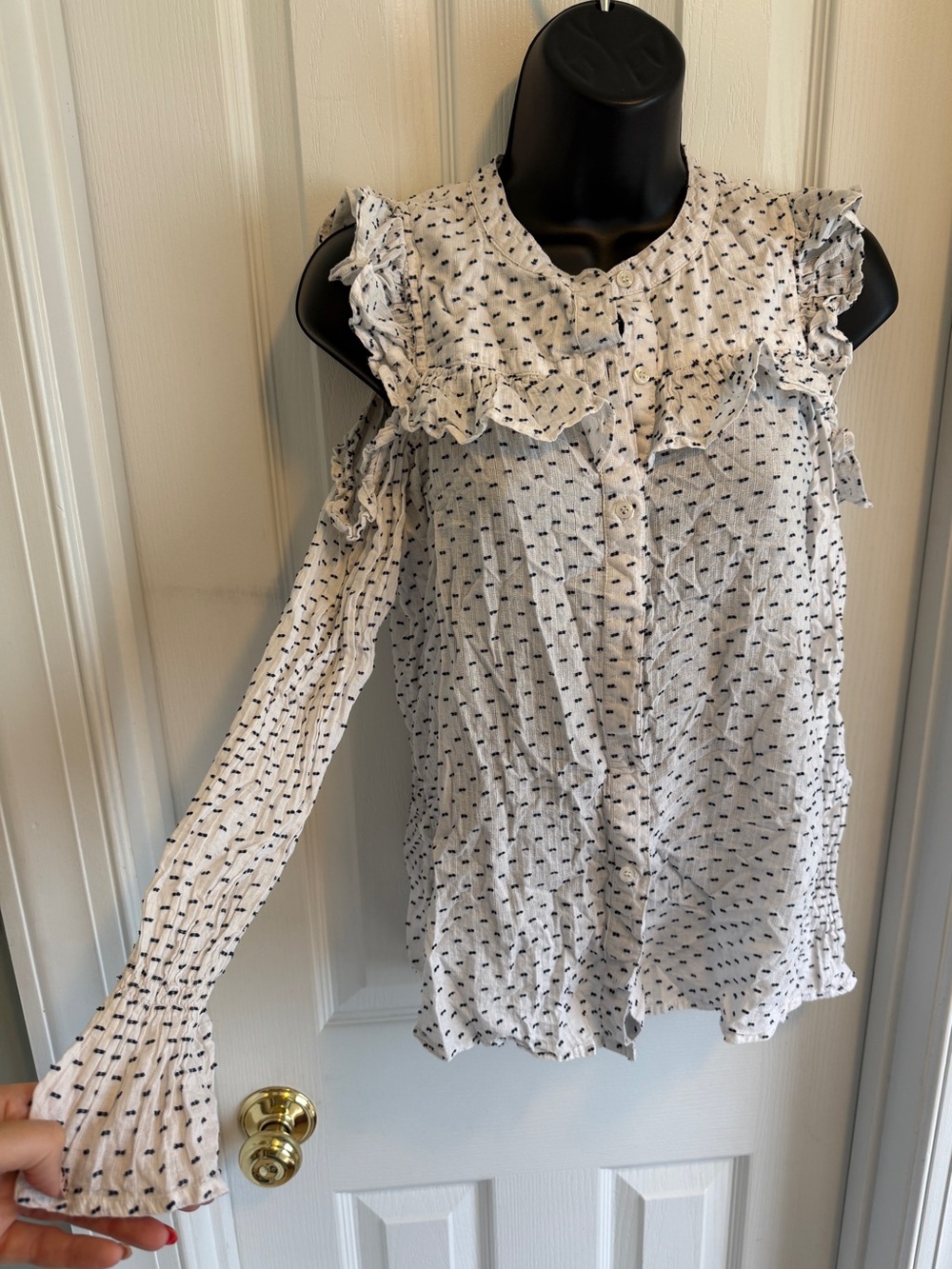 Mud Pie White/Navy Ruffle Button-Front Cold Shoulder Blouse